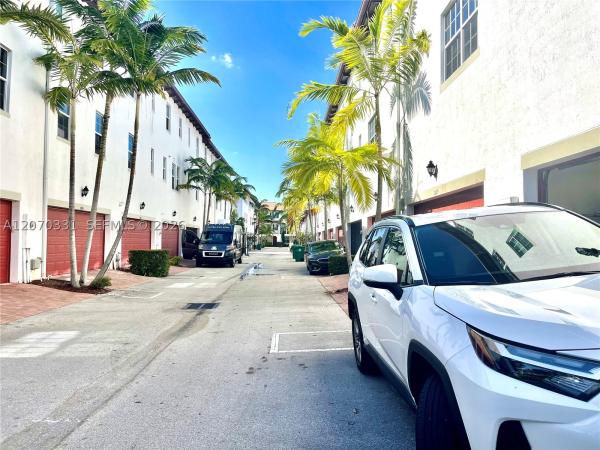Montclair, Miramar, Florida 33025, image 3