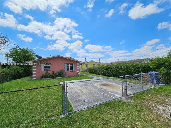 2119 NW 64th St, Unincorporated Dade County, Florida 33147, image 2