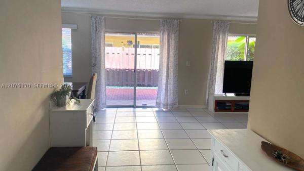Forest Oak, 223 SW Maple Ter, Davie, Florida 33325, image 1