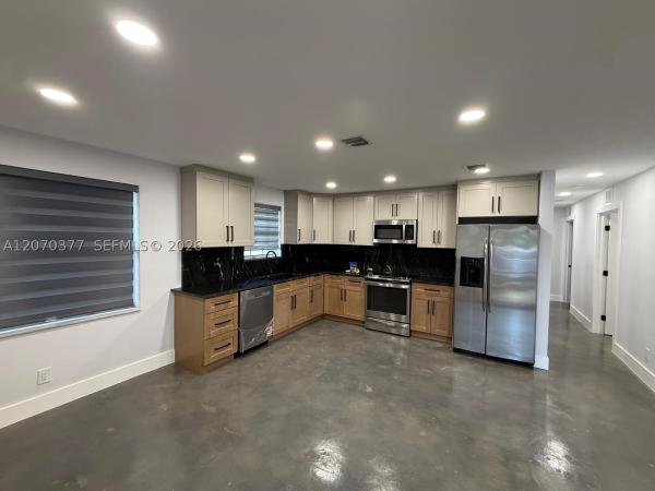 Town Of Modelo, 17 SW 6th Ave, Dania Beach, Florida 33004, image 1