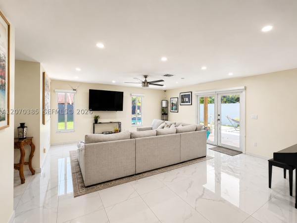 12231 SW 1st St, Unincorporated Dade County, Florida 33184, image 3