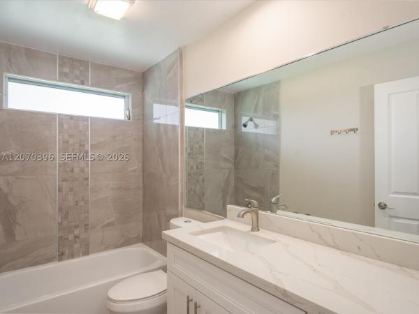Sun Terrace At The Oaks, 1404 Silverleaf Oak Ct, Palm Beach Gardens, Florida 33410, image 1