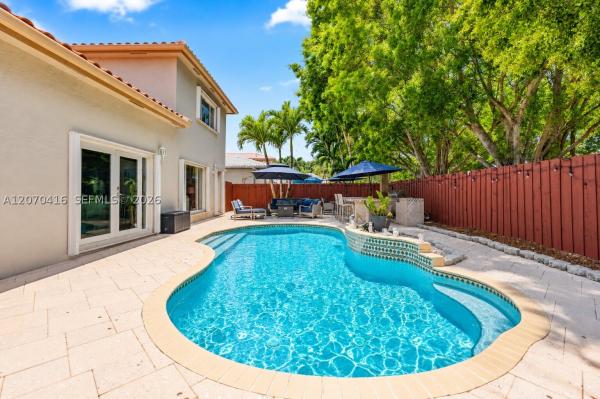Floridian Bay Estates, 2006 NE 38th Rd, Homestead, Florida 33033, image 1