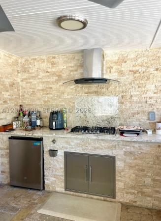 19342 SW 119th Ct, Unincorporated Dade County, Florida 33177, image 2