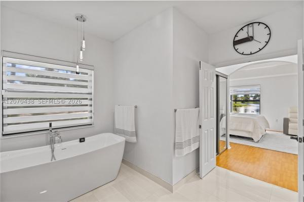 Pasadena Estates, 451 NW 194th Ave, Pembroke Pines, Florida 33029, image 1