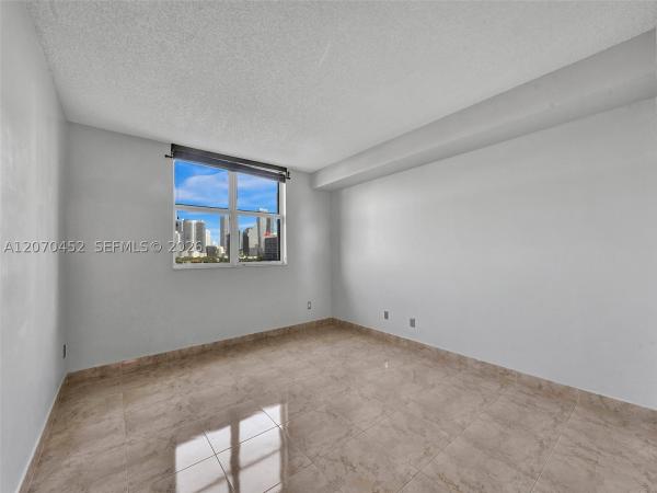 The Metropolitan, 2475 Brickell Ave #804, Miami, Florida 33129, image 2