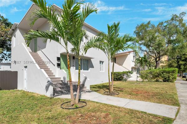 Gables Manor, 3781 SW 27th St, Miami, Florida 33134, image 2