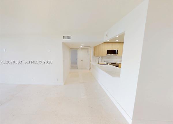 Arlen House East, 100 Bayview Dr #1626, Sunny Isles Beach, Florida 33160, image 2