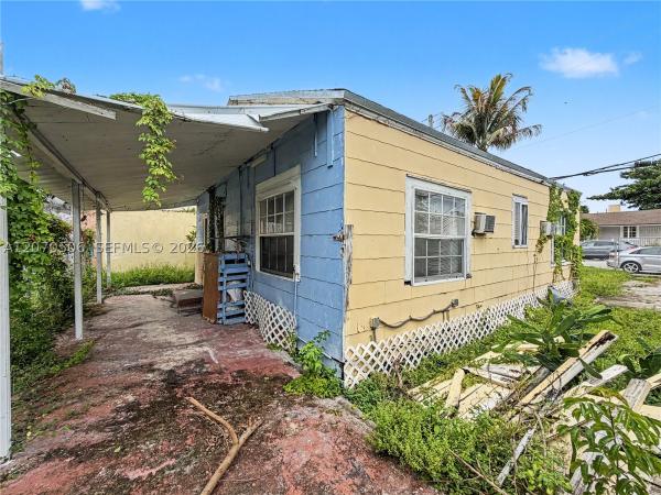 Grosse Pointe Highlands, Miami, Florida 33125, image 1