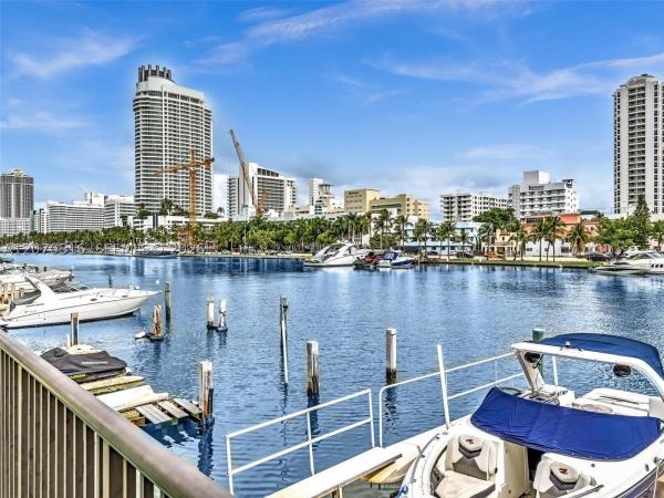 Tower Forty One, 4101 Pine Tree Dr #926, Miami Beach, Florida 33140, image 2
