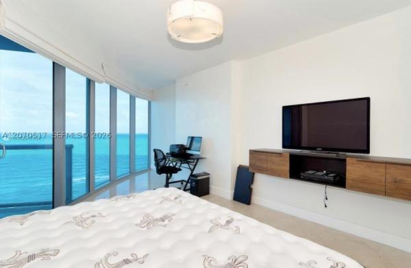 Sunny Isles Beach, Florida 33160, image 1
