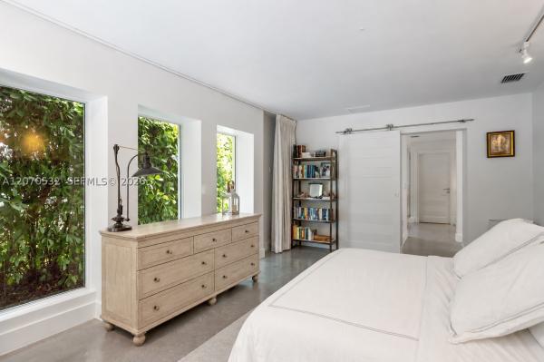 Riviera, 4001 Monserrate St, Coral Gables, Florida 33146, image 3