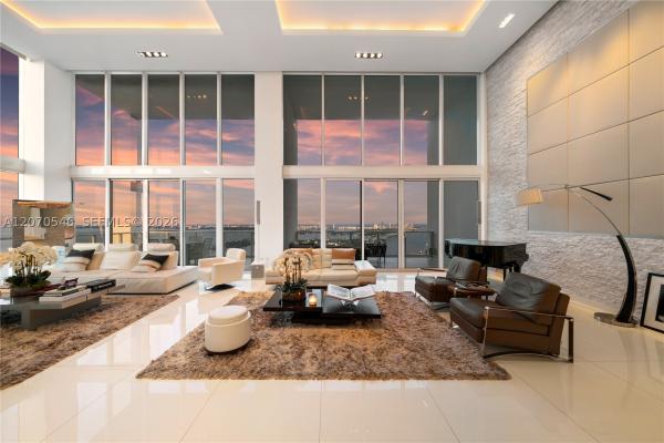 Ten Museum Park Residential, 1040 Biscayne Blvd #4403, Miami, Florida 33132, image 2