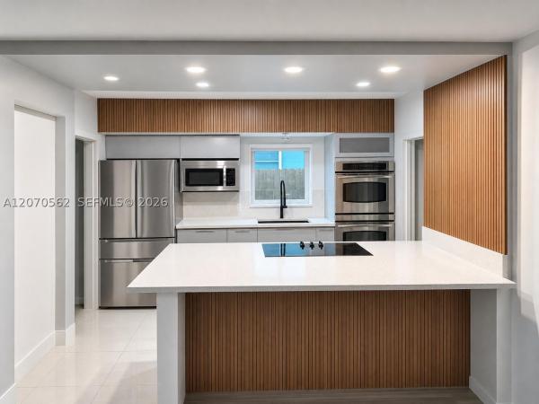 Nautilus, 4726 Alton Rd, Miami Beach, Florida 33140, image 1