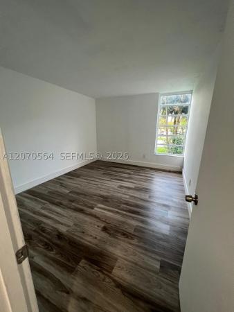 310 Fontainebleau Blvd #204, Unincorporated Dade County, Florida 33174, image 1