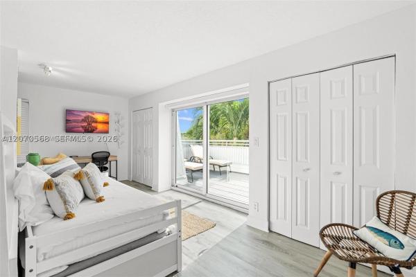 Kimberly Lake Villas, 1370 NE 40th Dr, Oakland Park, Florida 33334, image 1