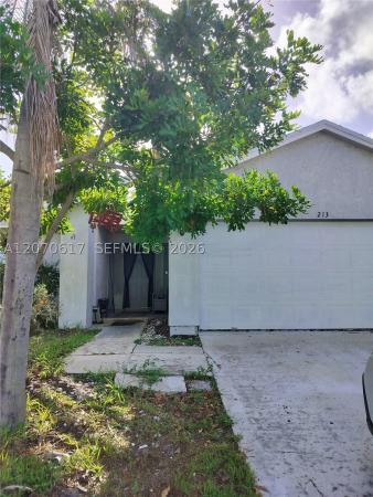 Jupiter Village, 213 Woodbridge Dr, Jupiter, Florida 33458, image 3