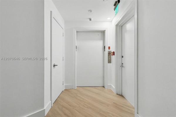 Lake Villa, 731 Crandon Blvd #208, Key Biscayne, Florida 33149, image 1
