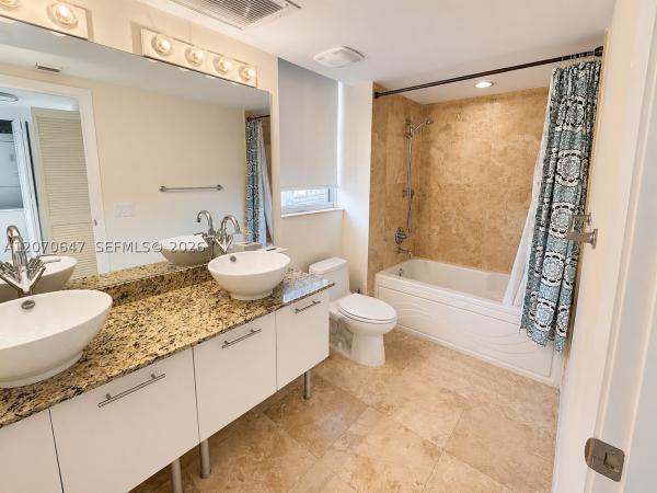 Brickell On The River South Tower, 41 SE 5th St #516, Miami, Florida 33131, image 3