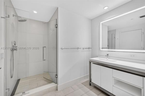 One Metropica, 2000 Metropica Way #2111, Sunrise, Florida 33323, image 3