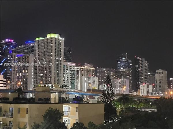 RioPlaza, 501 SW 1st St #607, Miami, Florida 33130, image 2