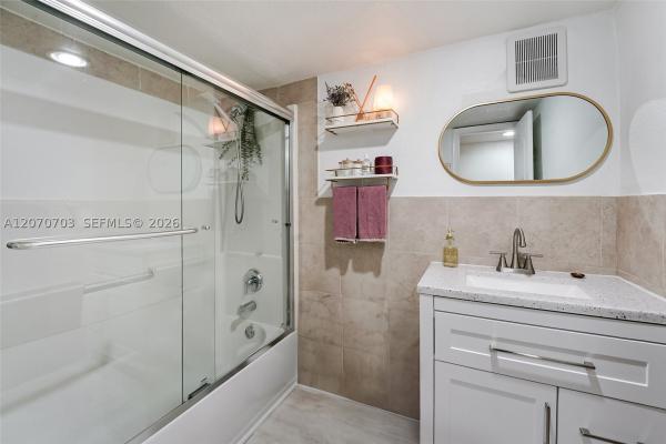 Palms Of Pinecrest, 8950 SW 69th Ct #109, Pinecrest, Florida 33156, image 3