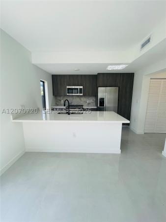 On Alba, 209 NW 13th Pl, Florida City, Florida 33034, image 3