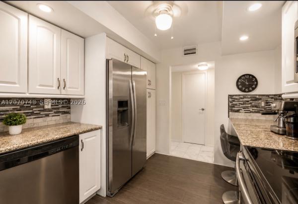 Oceanview Park, 1000 Parkview Dr #715, Hallandale Beach, Florida 33009, image 3