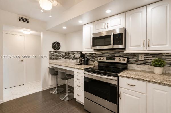 Oceanview Park, 1000 Parkview Dr #715, Hallandale Beach, Florida 33009, image 1
