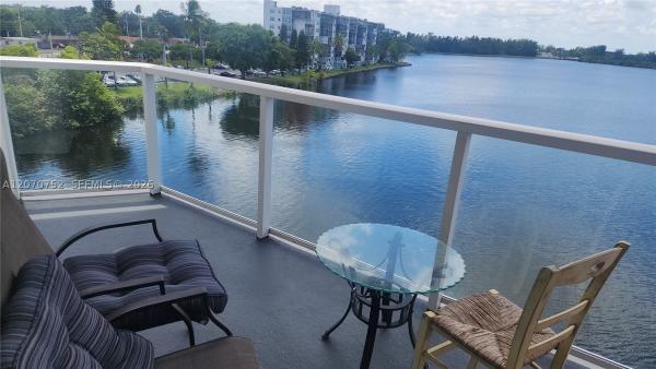 1301 NE Miami Gardens Dr #505W, Unincorporated Dade County, Florida 33179, image 1