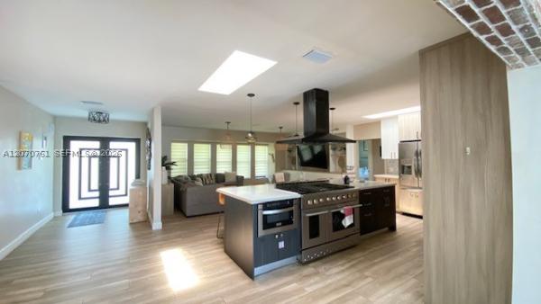 Sala Del Mar, 6020 SW 17th Ct, Plantation, Florida 33317, image 2