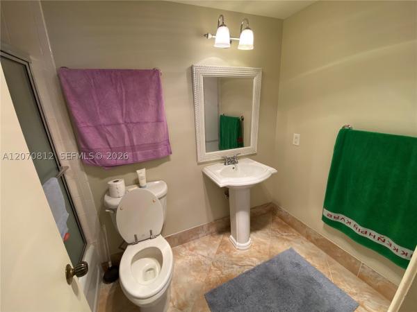 Hillcrest, 4330 Hillcrest Dr #1009, Hollywood, Florida 33021, image 2
