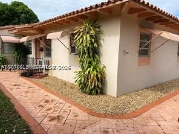 Tamiami Lawns, 1112 SW 65th Ave #BACK, West Miami, Florida 33144, image 3