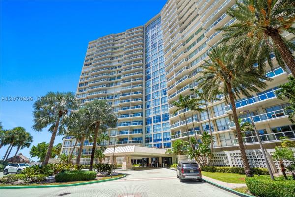 Brickell Townhouse, 2451 Brickell Ave #8E, Miami, Florida 33129, image 3