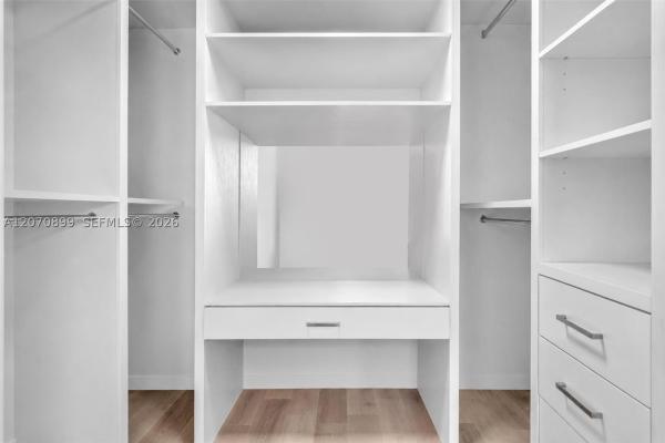 900 Biscayne Bay, 900 Biscayne Blvd #1708, Miami, Florida 33132, image 2