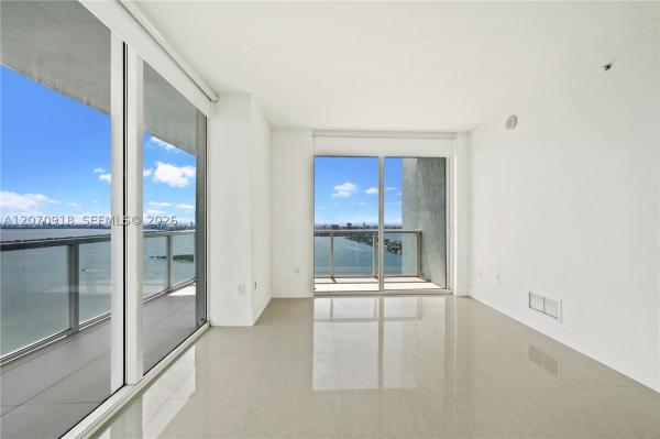 Quantum On The Bay, 1900 N Bayshore Dr #4302, Miami, Florida 33132, image 3
