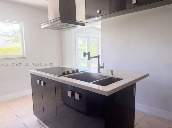 6200 SW 109th Ave, Unincorporated Dade County, Florida 33173, image 1