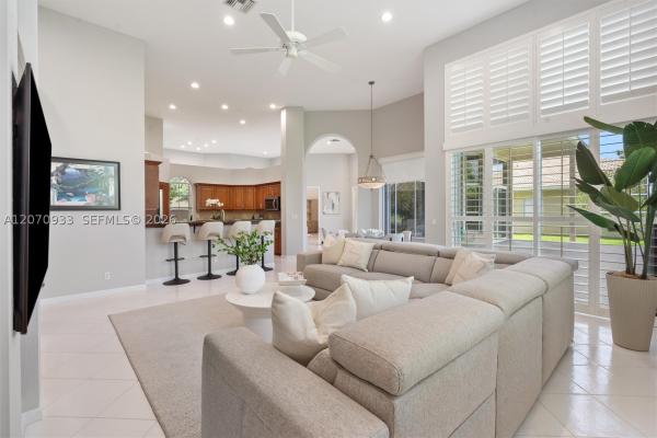 Meadowood, 2733 Meadowood Dr, Weston, Florida 33332, image 3