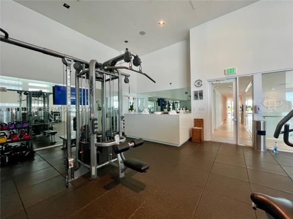 Ten Museum Park Residential, 1040 Biscayne Blvd #3305, Miami, Florida 33132, image 1