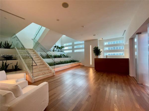 Ten Museum Park Residential, 1040 Biscayne Blvd #3305, Miami, Florida 33132, image 2