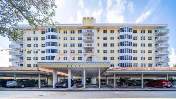 Country Club Towers, 2500 NE 48th Ln #806, Fort Lauderdale, Florida 33308, image 3