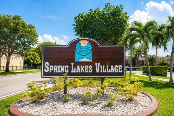 525 NW 100th Ct, Unincorporated Dade County, Florida 33172, image 2