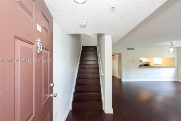 Paragon Plantation, 771 N Pine Island Rd #214, Plantation, Florida 33324, image 1