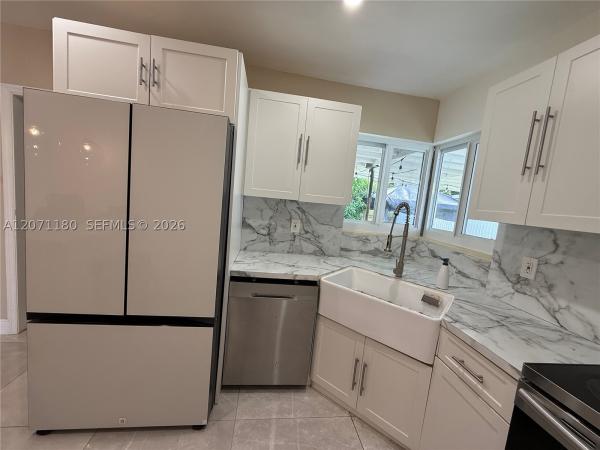 11960 SW 186th St, Unincorporated Dade County, Florida 33177, image 2