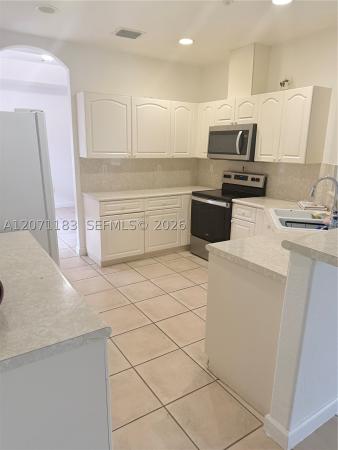 14918 SW 15th Ln, Unincorporated Dade County, Florida 33194, image 2