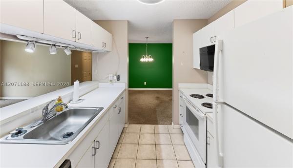 15780 SW 106th Ter #104, Unincorporated Dade County, Florida 33196, image 2