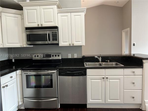The Courtyards At Davie, 6928 SW 39th St #303A, Davie, Florida 33314, image 3
