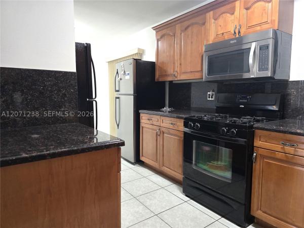 Colonial Estates, 515 Hunter St, West Palm Beach, Florida 33405, image 3