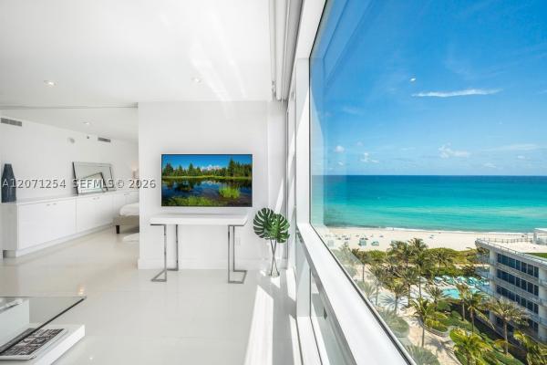 Central Carillon Beach, 6801 Collins Ave #1206, Miami Beach, Florida 33141, image 3