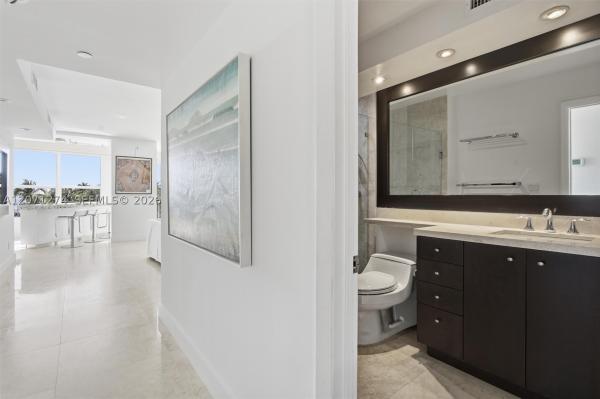 Sands Of Key Biscayne, 613 Ocean Dr #5D, Key Biscayne, Florida 33149, image 2